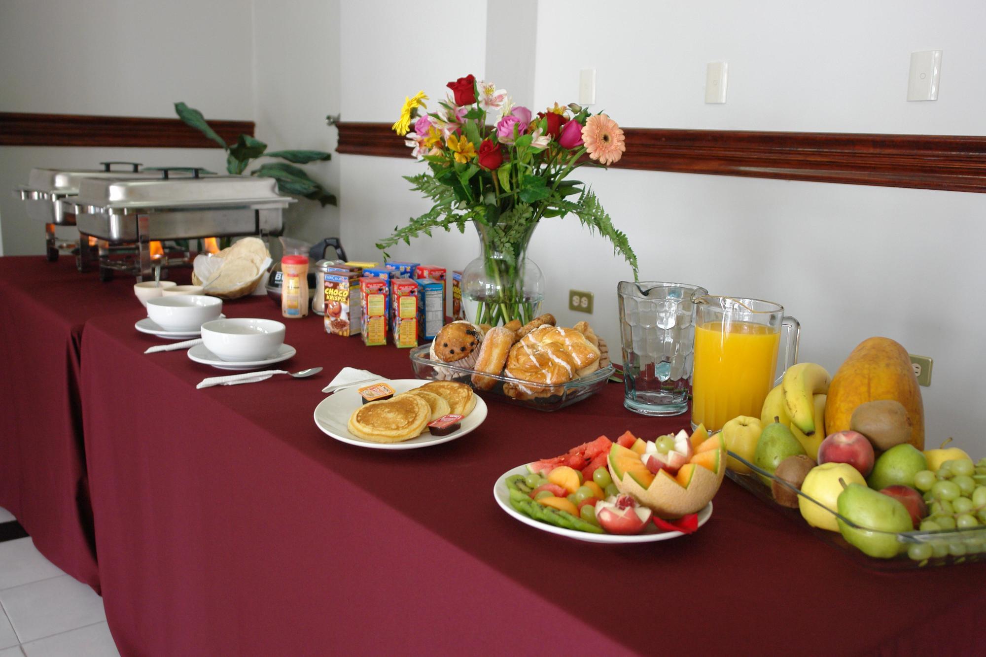 Fiesta Versalles Hotel 3*